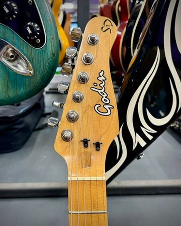 Godin SD24 - Black (#00114305)