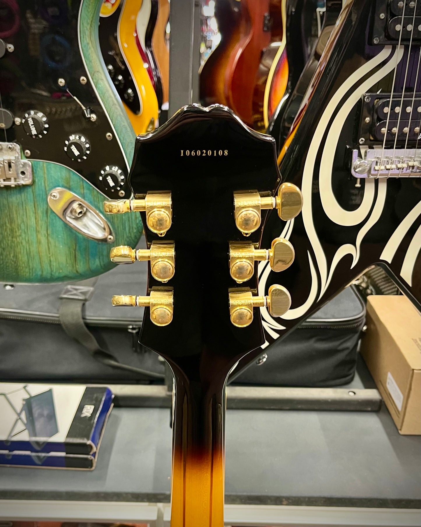 Epiphone Sheraton II VS - # (I06020108)