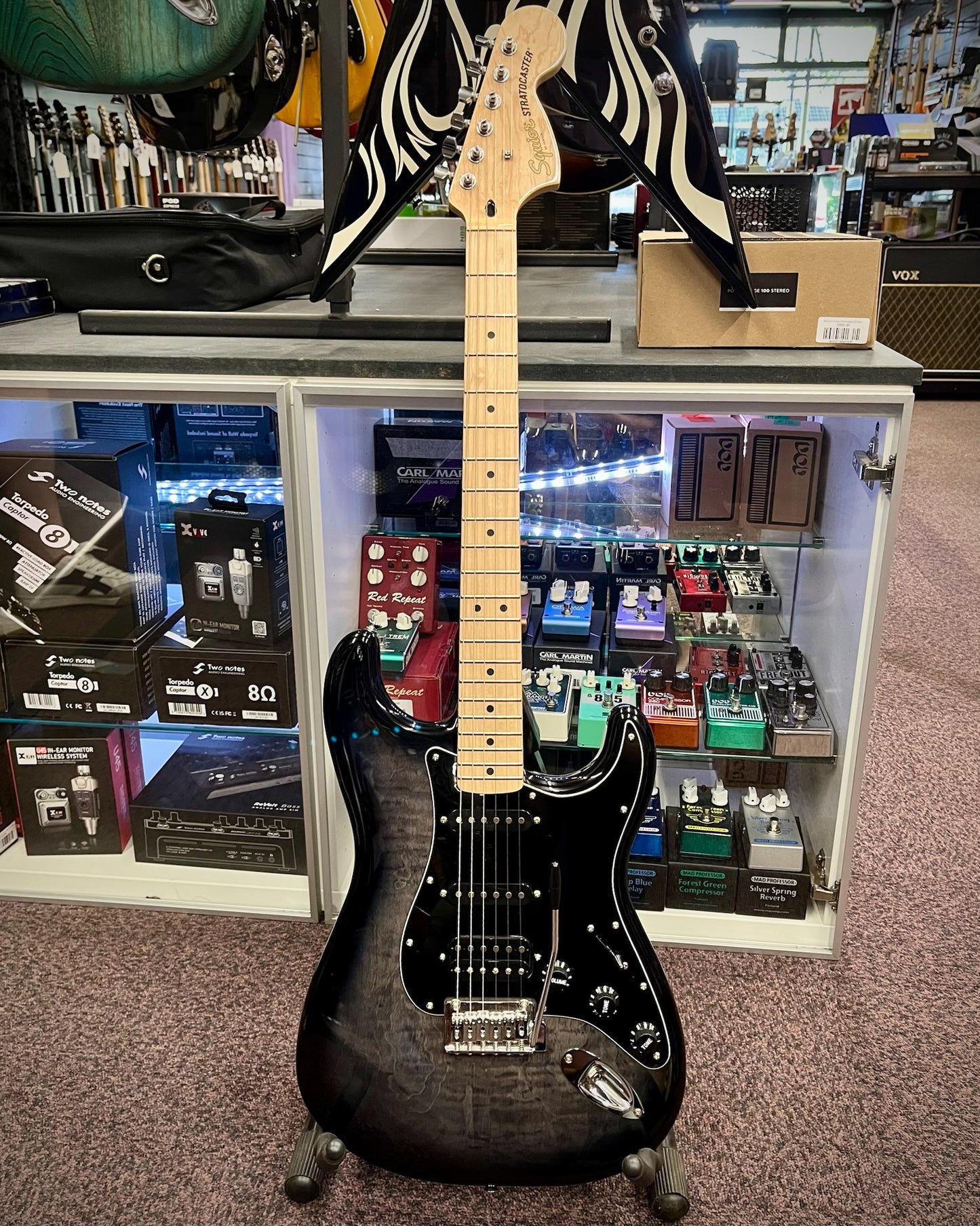Squier HSS Stratocaster - Trans Black (#CYKJ22000234)