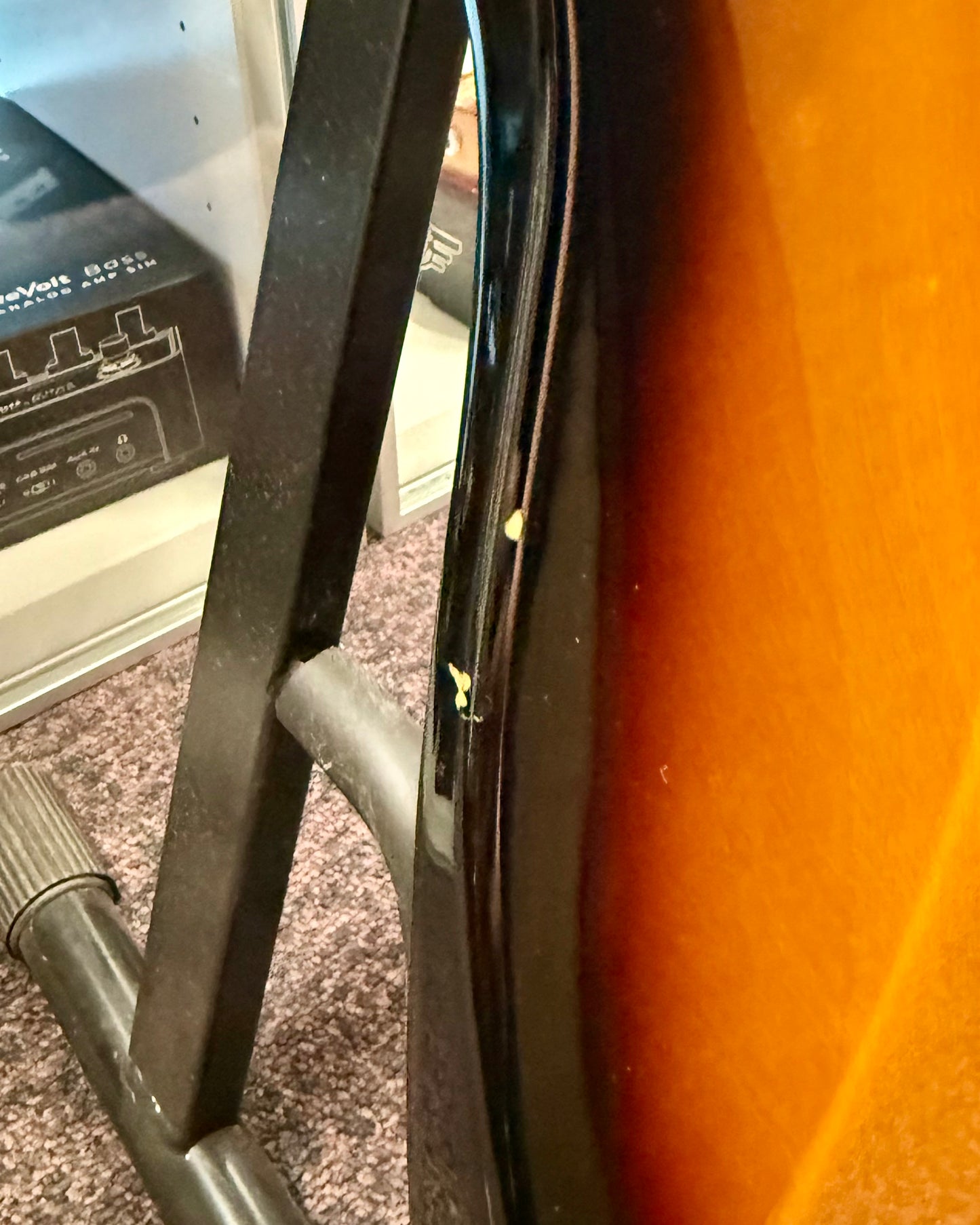 Squier Affinity Stratocaster Left-Handed - Two-Tone Sunburst (#CY100401782)
