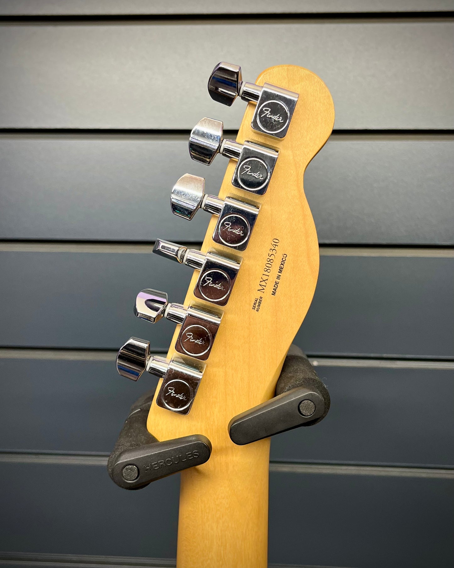 Fender MIM Player Series Telecaster, Left Handed - Polar White (#MX18085340)