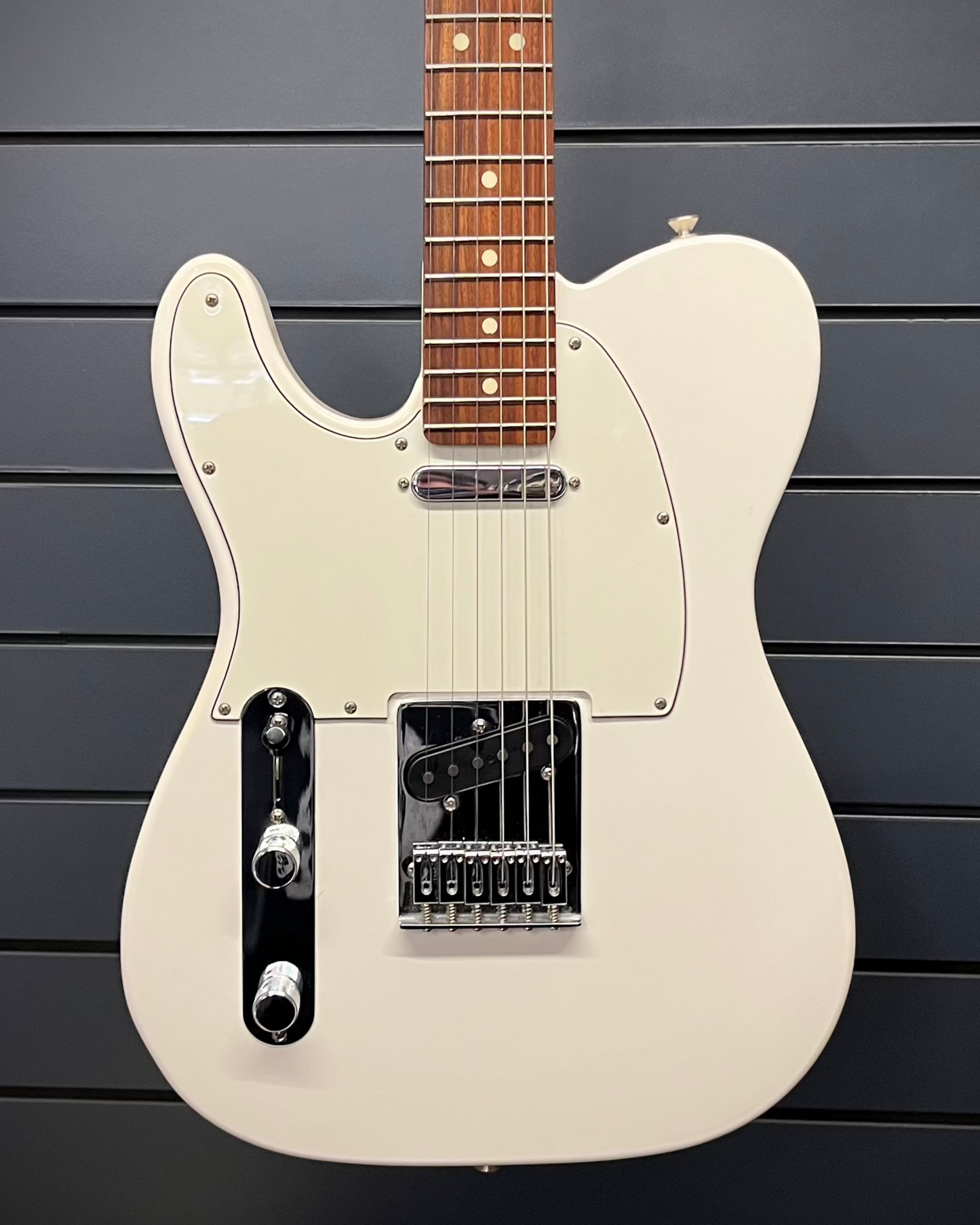 Fender MIM Player Series Telecaster, Left Handed - Polar White (#MX18085340)