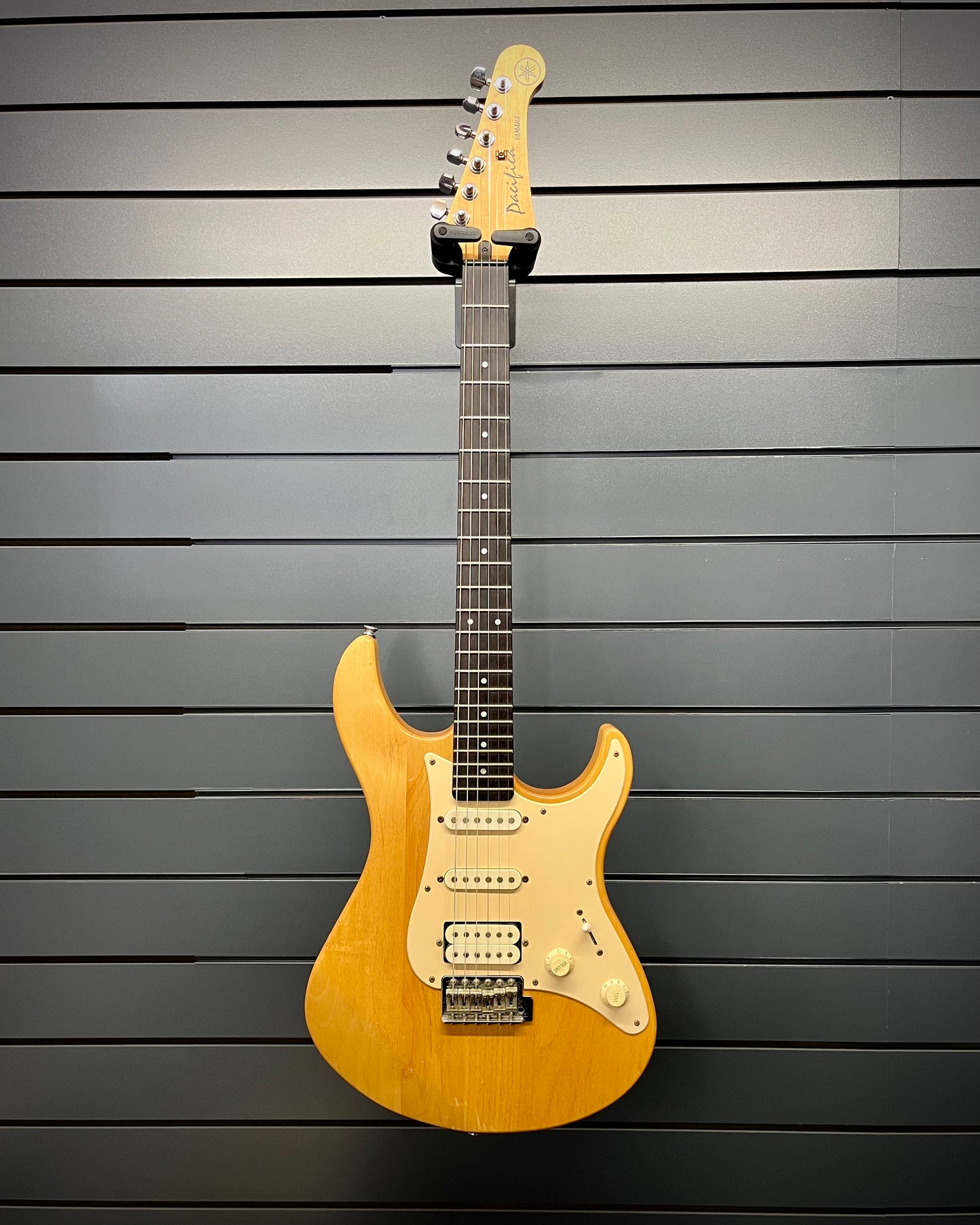 Yamaha Pacifica 112J - Yellow Natural (#LN17325)
