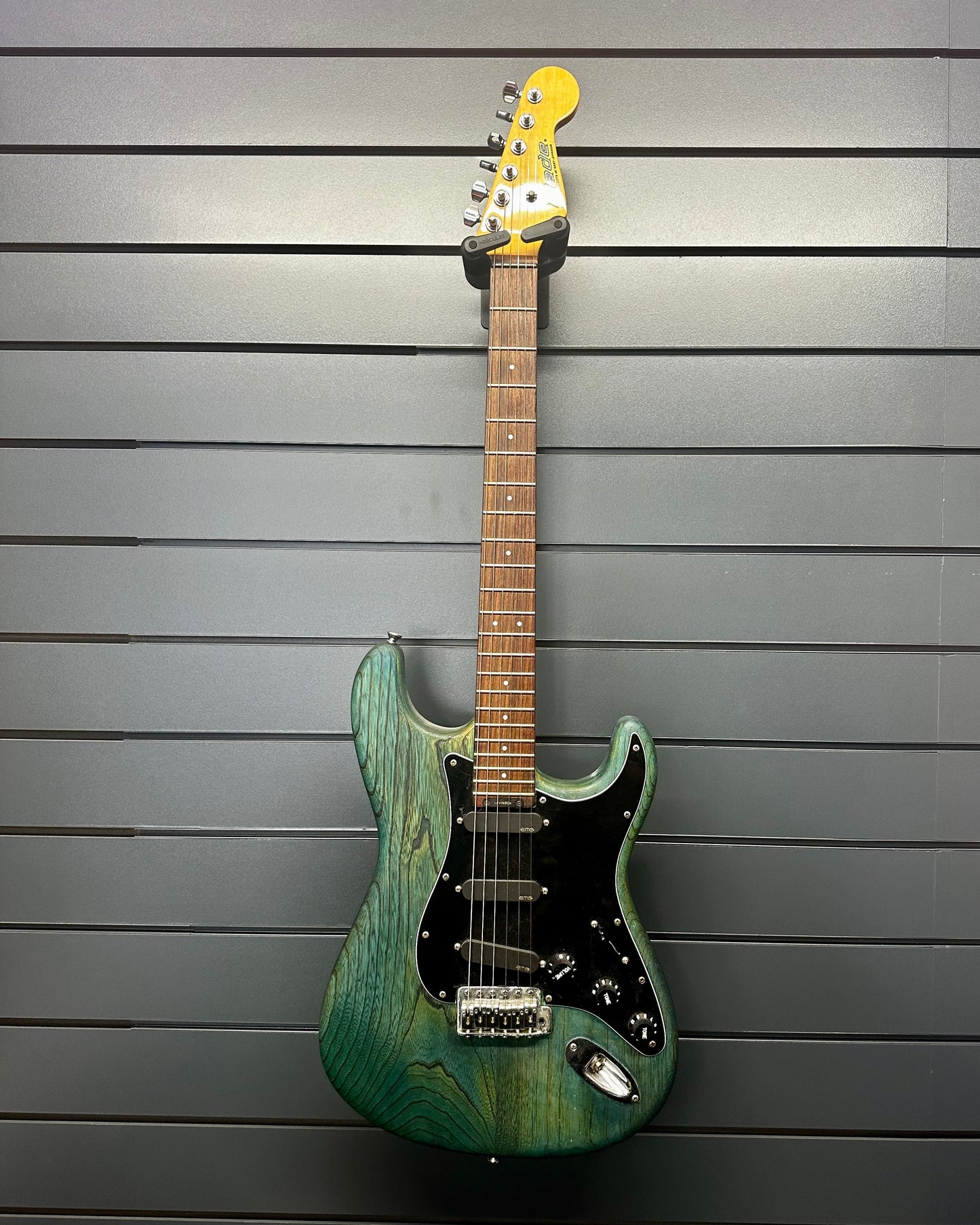 Levinson Blade Panama Red - Trans Green/Blue (#112279)