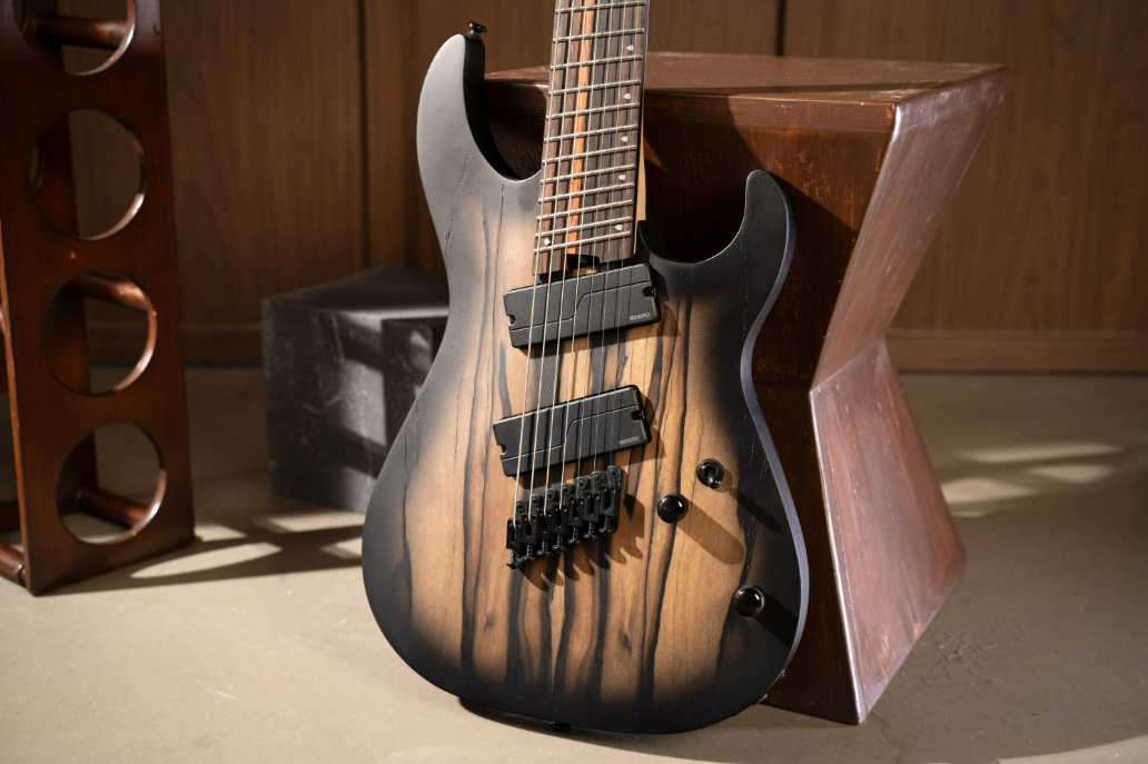 Cort KX507MS - Pale Moon Ebony, Natural Black Burst