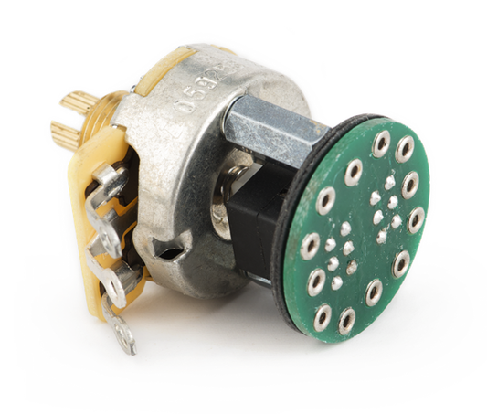 Fender S-1™ 250K Switch/Pot for Strat