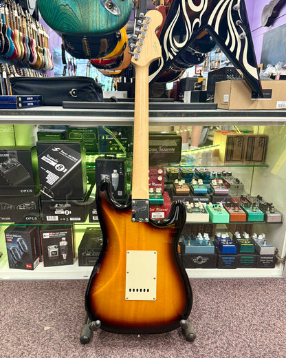 Squier Affinity Stratocaster Left-Handed - Two-Tone Sunburst (#CY100401782)