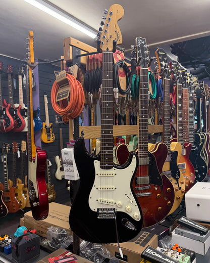 Squier Affinity Series Strat - Black