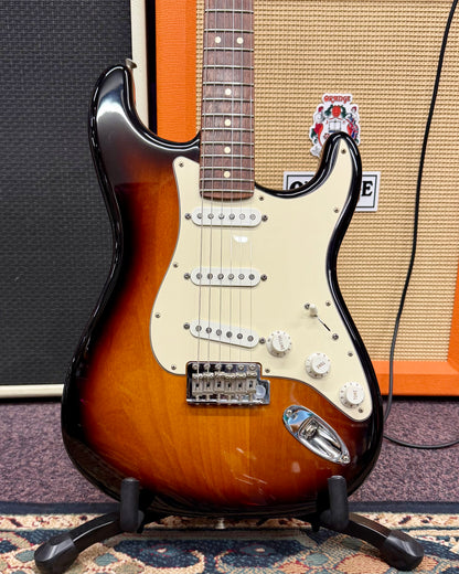 Fender (2015) USA Stratocaster Special (#US15056855) - Two-Tone Sunburst