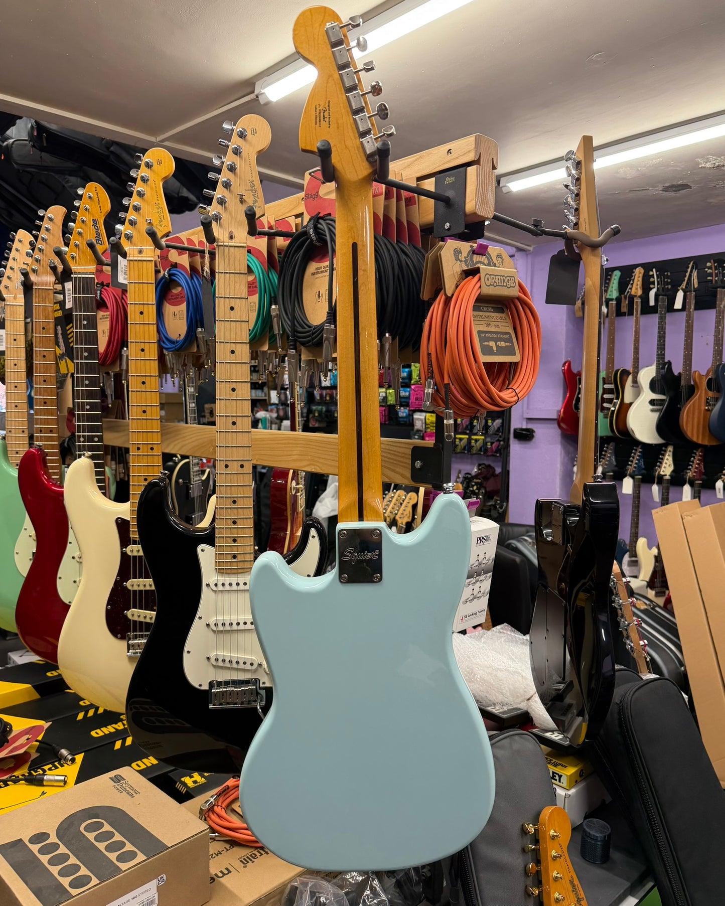 Squier Classic Vibe Mustang - Daphne Blue