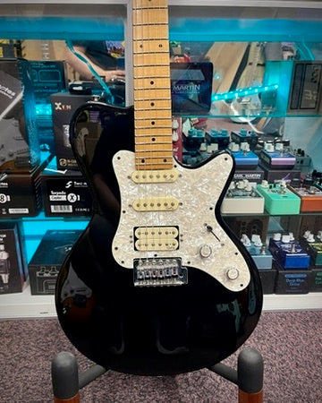 Godin SD24 - Black (#00114305)