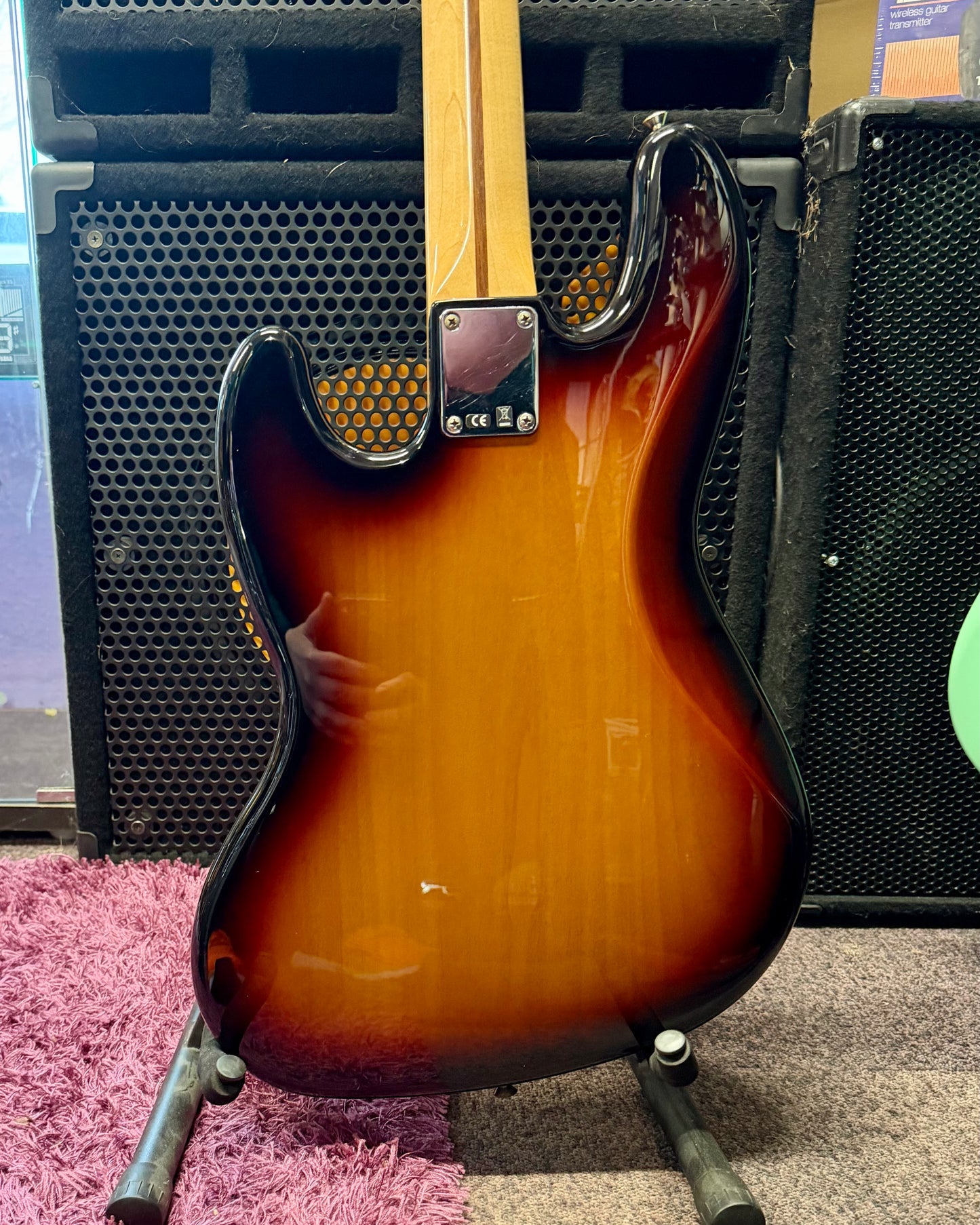 Fender MIM Jazz Bass - Sunburst