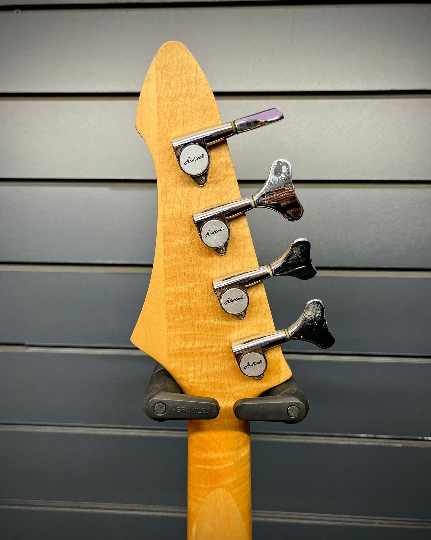 Aria Pro II Magna Series Bass - Black