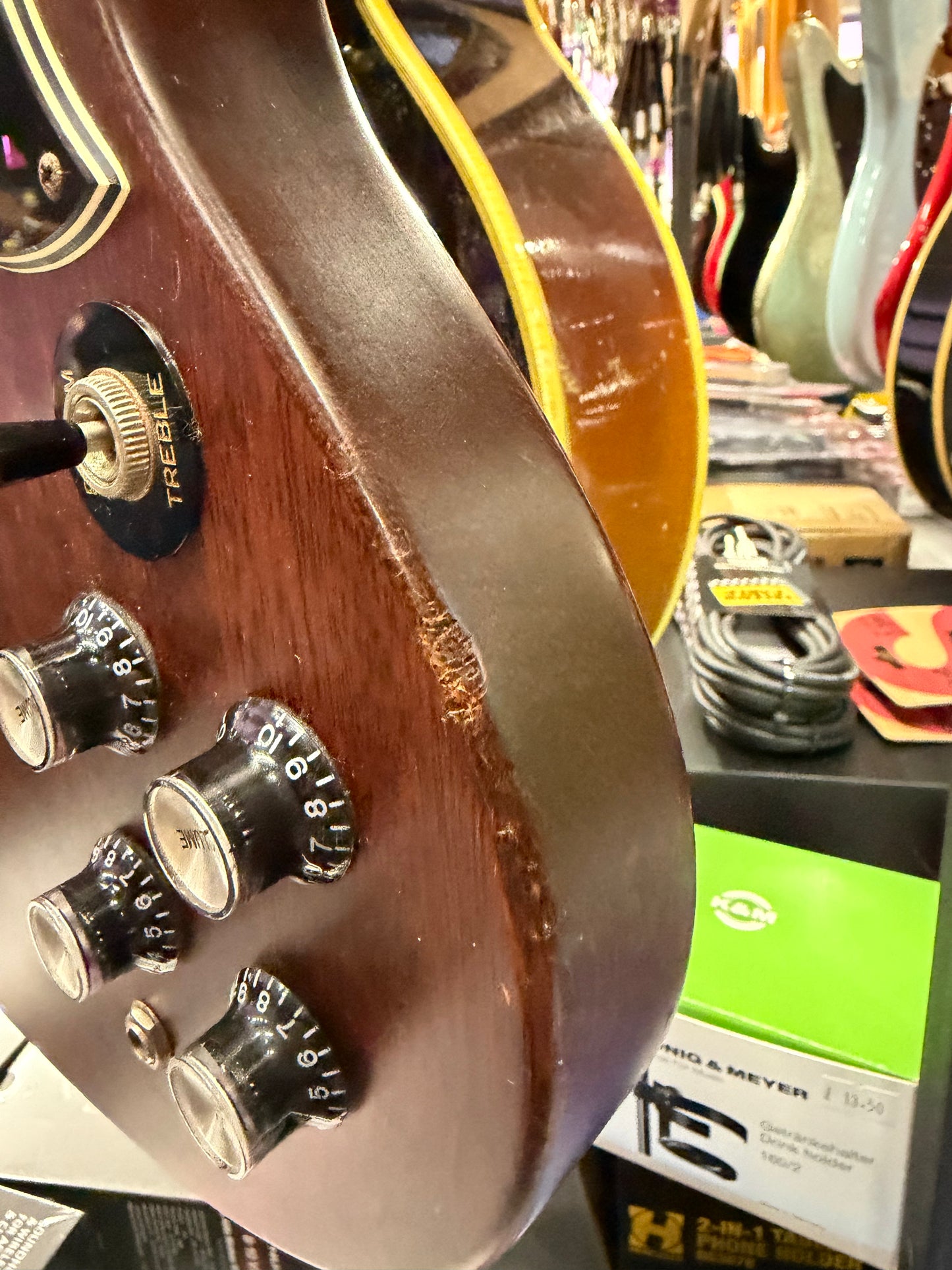 Epiphone SG G400 (#U05050443) - Walnut