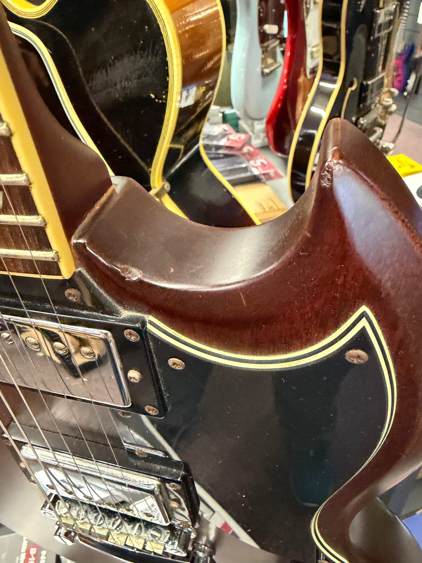 Epiphone SG G400 (#U05050443) - Walnut