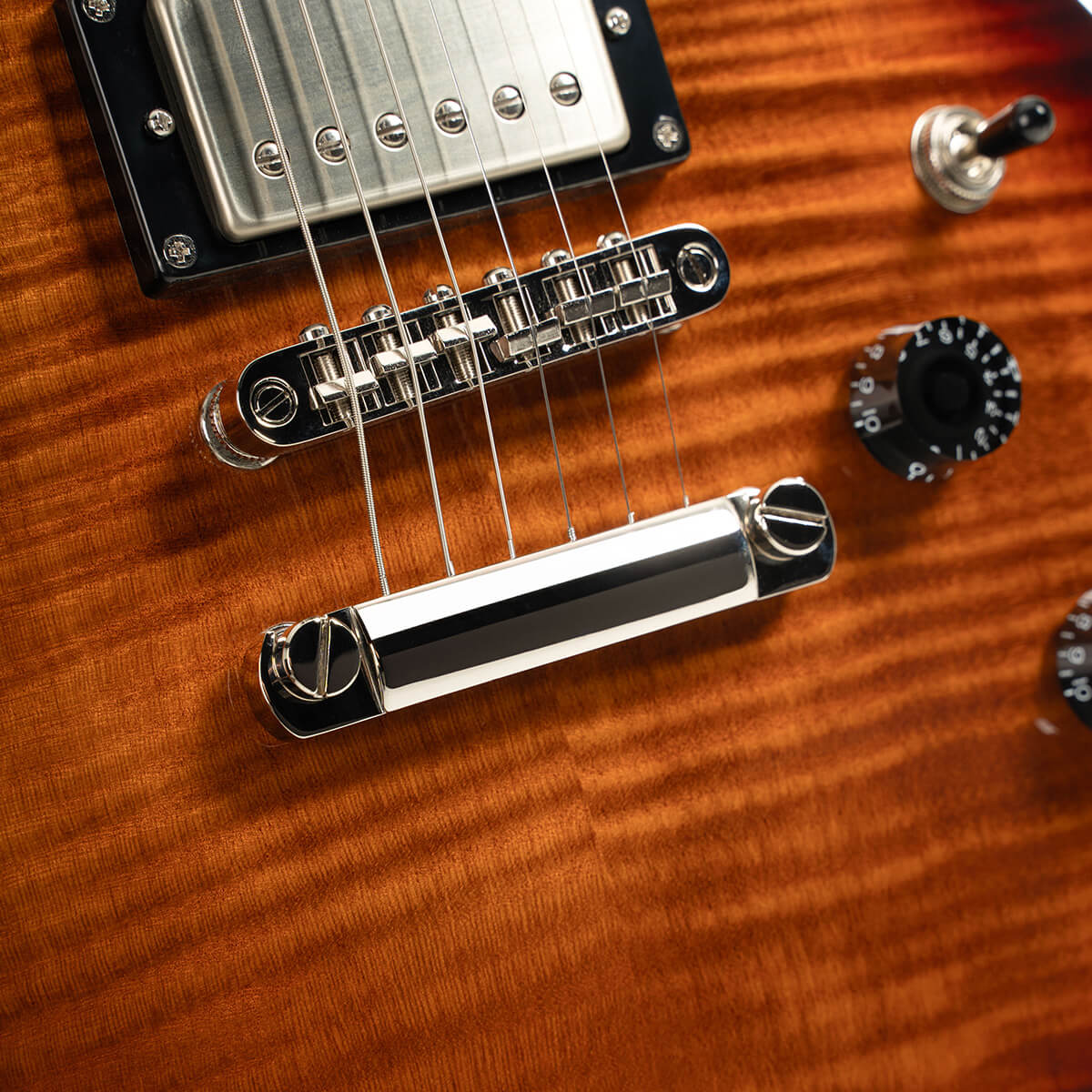 Cort M600 - Tobacco Sunburst